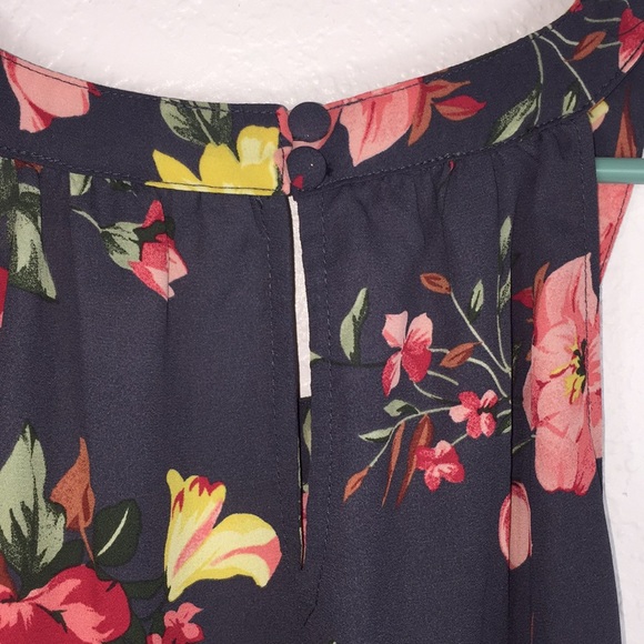 DARK GREY FLORAL GEORGETTE SHARKBITE GODDESS TANK - Picture 6 of 10